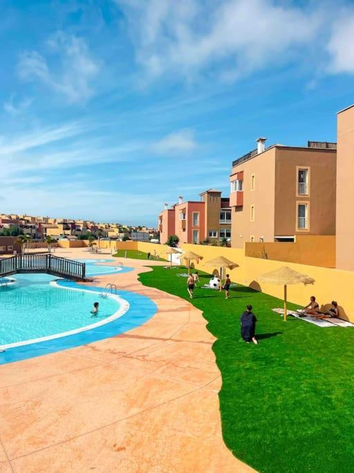 Apartamento Casa Bamboo Corralejo, Espacioso, Piscina Y Parking Dış mekan fotoğraf